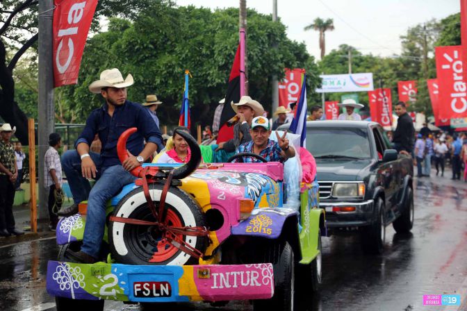 Desfile hípico en honor a Santo Domingo