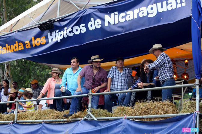 Desfile hípico en honor a Santo Domingo