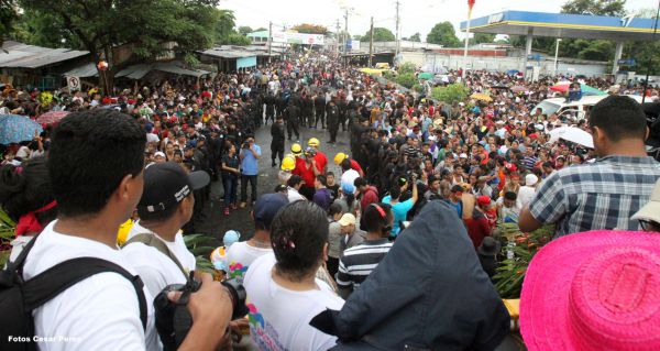 Managuas peregrinan colmados de fervor, amor y alegría en la tradicional bajada de Santo Domingo de Guzmán
