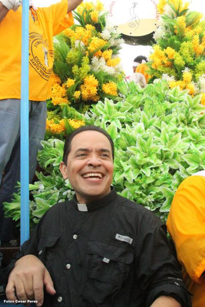 Managuas peregrinan colmados de fervor, amor y alegría en la tradicional bajada de Santo Domingo de Guzmán