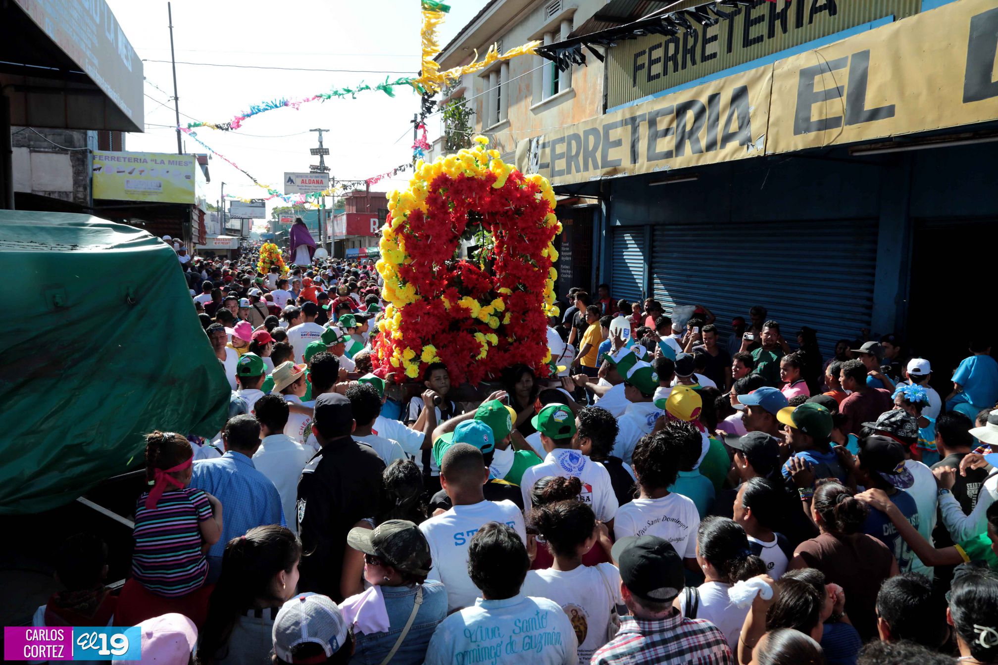 Santo Domingo recibe el cariño, el amor y la devoción de los barrios capitalinos