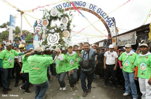 Santo Domingo de Guzmán rumbo a su morada en Las Sierritas