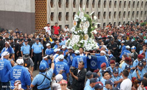 Santo Domingo de Guzmán rumbo a su morada en Las Sierritas