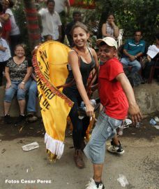 Fiestas de Santo Domingo concluyen con regreso de la milagrosa imagen a Las Sierritas
