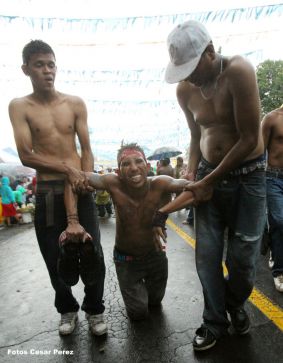 Fiestas de Santo Domingo concluyen con regreso de la milagrosa imagen a Las Sierritas