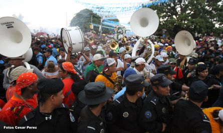 Fiestas de Santo Domingo concluyen con regreso de la milagrosa imagen a Las Sierritas