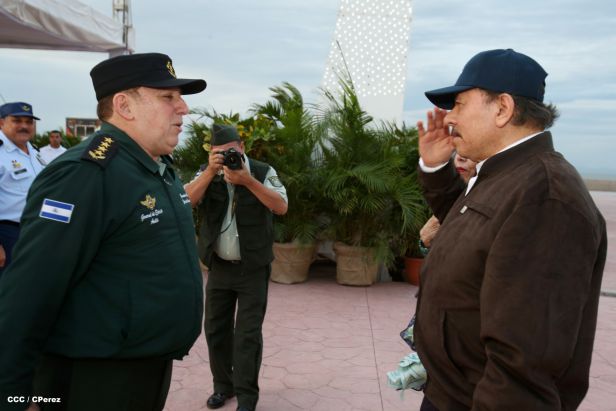 Presidente Daniel y Compañera Rosario encabezan acto del 36 aniversario de constitución de la Fuerza Aérea del Ejército de Nicaragua