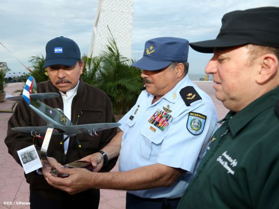 Presidente Daniel y Compañera Rosario encabezan acto del 36 aniversario de constitución de la Fuerza Aérea del Ejército de Nicaragua