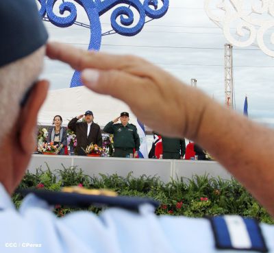 Presidente Daniel y Compañera Rosario encabezan acto del 36 aniversario de constitución de la Fuerza Aérea del Ejército de Nicaragua