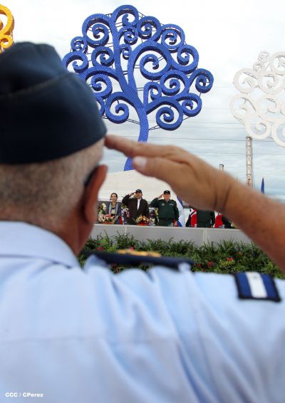 Presidente Daniel y Compañera Rosario encabezan acto del 36 aniversario de constitución de la Fuerza Aérea del Ejército de Nicaragua