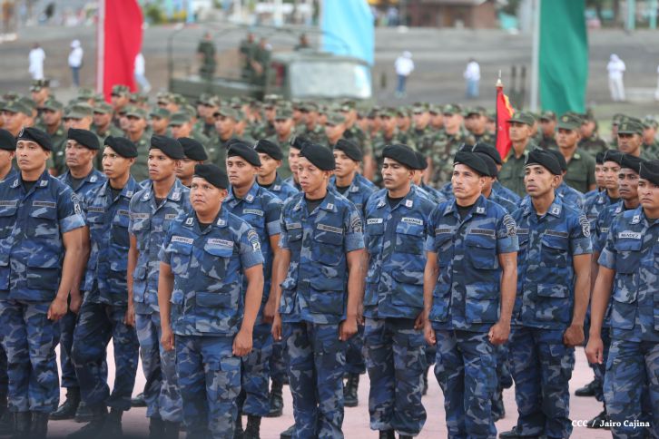 Presidente Daniel y Compañera Rosario encabezan acto del 36 aniversario de constitución de la Fuerza Aérea del Ejército de Nicaragua