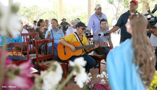 León celebra tradicional Gritería Chiquita