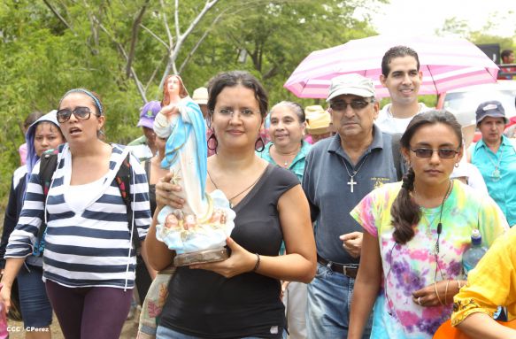 León celebra tradicional Gritería Chiquita