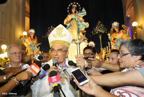 León celebra tradicional Gritería Chiquita