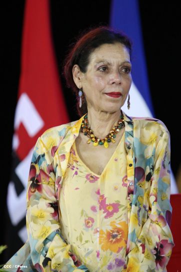 Presidente Daniel reconoce labor de la Fuerza Naval en su 35 aniversario