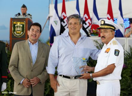 Presidente Daniel reconoce labor de la Fuerza Naval en su 35 aniversario