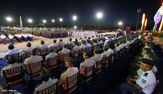 Presidente Daniel reconoce labor de la Fuerza Naval en su 35 aniversario