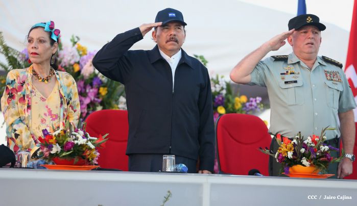 Presidente Daniel reconoce labor de la Fuerza Naval en su 35 aniversario