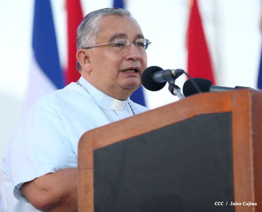 Presidente Daniel reconoce labor de la Fuerza Naval en su 35 aniversario