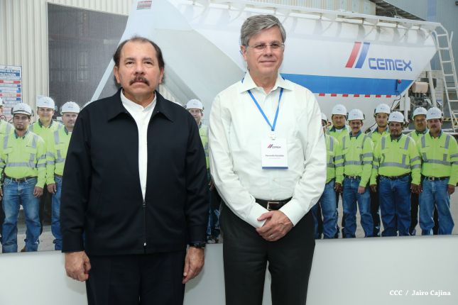 Presidente Daniel inaugura nueva planta de CEMEX en Nicaragua