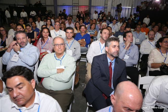 Presidente Daniel inaugura nueva planta de CEMEX en Nicaragua