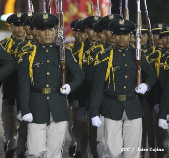 Desfile militar Pueblo-Ejército en Plaza de la Fé "Juan Pablo II"