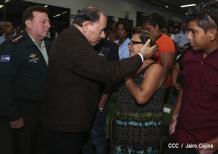 Daniel asiste a ceremonia de honores militares a Coronel Mario Jirón (q.e.p.d.)