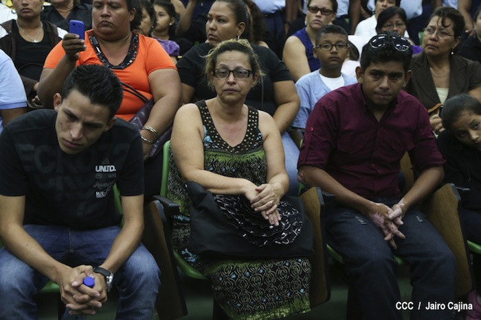 Daniel asiste a ceremonia de honores militares a Coronel Mario Jirón (q.e.p.d.)