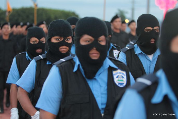 Presidente Daniel y Compañera Rosario participan en acto del 36 Aniversario de la Policía Nacional