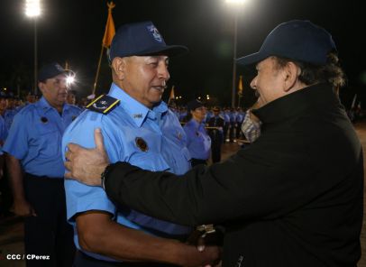 Presidente Daniel y Compañera Rosario participan en acto del 36 Aniversario de la Policía Nacional