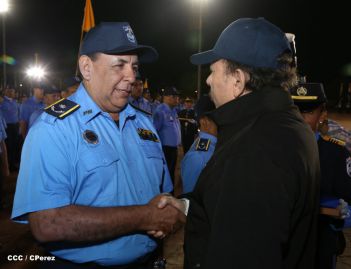 Presidente Daniel y Compañera Rosario participan en acto del 36 Aniversario de la Policía Nacional