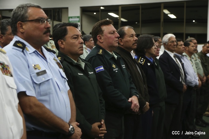 Daniel asiste a ceremonia de honores militares a Coronel Mario Jirón (q.e.p.d.)