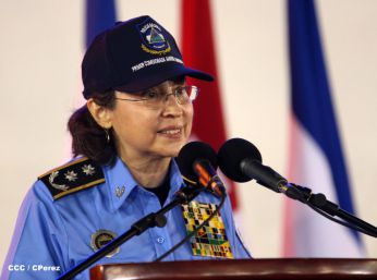 Presidente Daniel y Compañera Rosario participan en acto del 36 Aniversario de la Policía Nacional