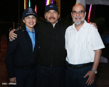 Presidente Daniel y Compañera Rosario participan en acto del 36 Aniversario de la Policía Nacional