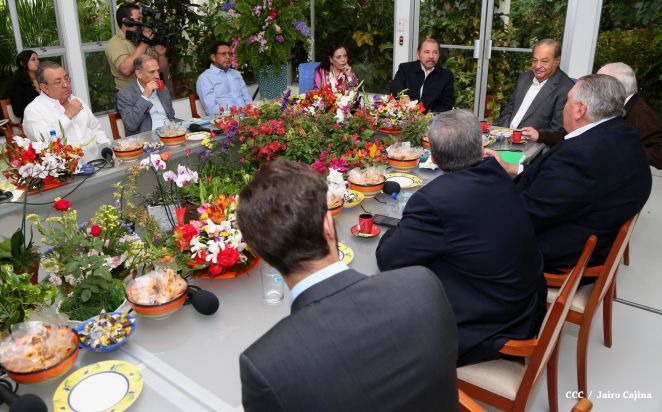 Presidente Daniel y Compañera Rosario sostienen encuentro con el empresario mexicano Carlos Slim