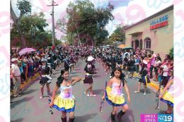 San Marcos celebra festividades patrias con hermoso desfile por las calles del municipio