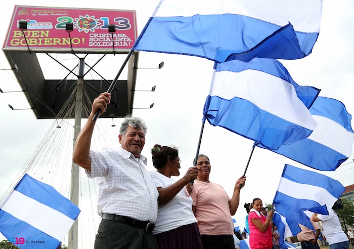 Juventud Sandinista solidaria con Adultos Mayores
