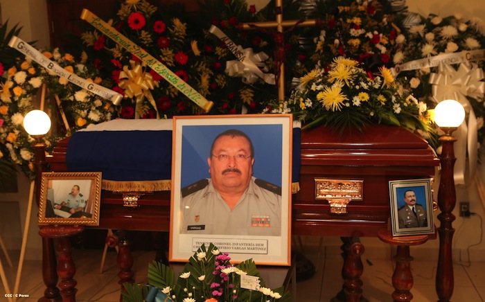 Vela de los Coroneles Manuel López García y Chester Porfirio Vargas