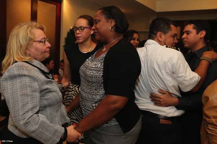 Vela de los Coroneles Manuel López García y Chester Porfirio Vargas