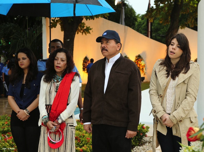 Daniel y Rosario conmemoran 77 Natalicio del Comandante Carlos Fonseca Amador