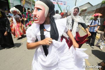 Desborde de fe, devoción y cultura para celebrar a Tata Chombo