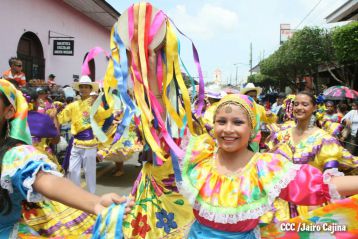 Desborde de fe, devoción y cultura para celebrar a Tata Chombo