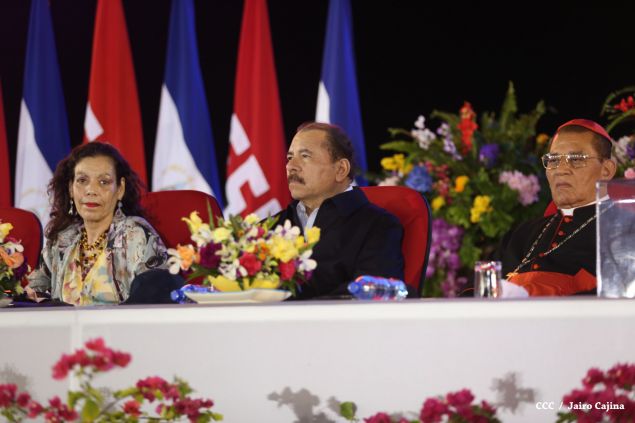 Presidente Daniel y Compañera Rosario presiden celebración del 36 Aniversario del MIGOB