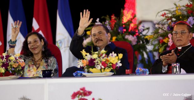 Presidente Daniel y Compañera Rosario presiden celebración del 36 Aniversario del MIGOB