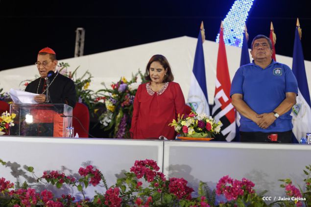 Presidente Daniel y Compañera Rosario presiden celebración del 36 Aniversario del MIGOB