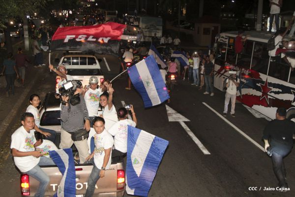 Chocolatito retorna a Nicaragua tras su histórica y contundente victoria ante Brian Viloria