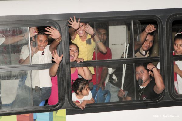 Chocolatito retorna a Nicaragua tras su histórica y contundente victoria ante Brian Viloria