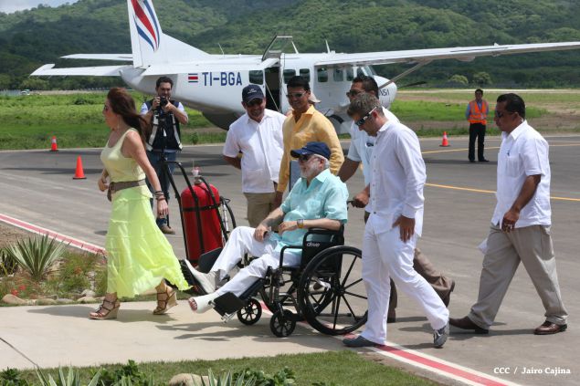 Inauguran Aeropuerto de Costa Esmeralda en Guacalito de la Isla