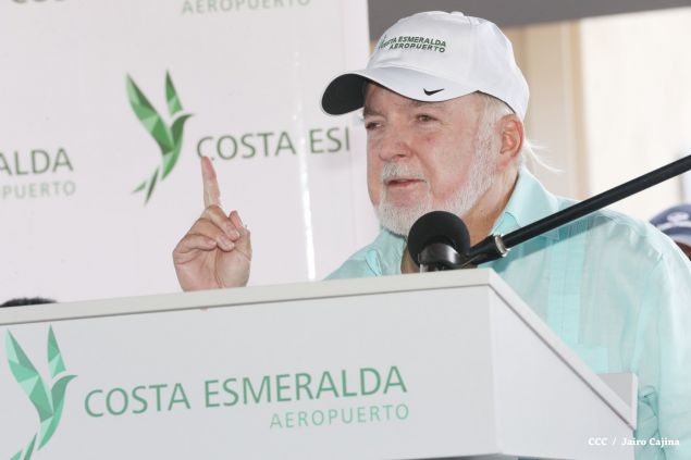 Inauguran Aeropuerto de Costa Esmeralda en Guacalito de la Isla