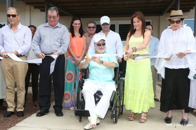 Inauguran Aeropuerto de Costa Esmeralda en Guacalito de la Isla